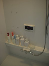 お掃除ラクラク、暖かい浴室にリフォーム お掃除ラクラク、暖かい浴室にリフォーム